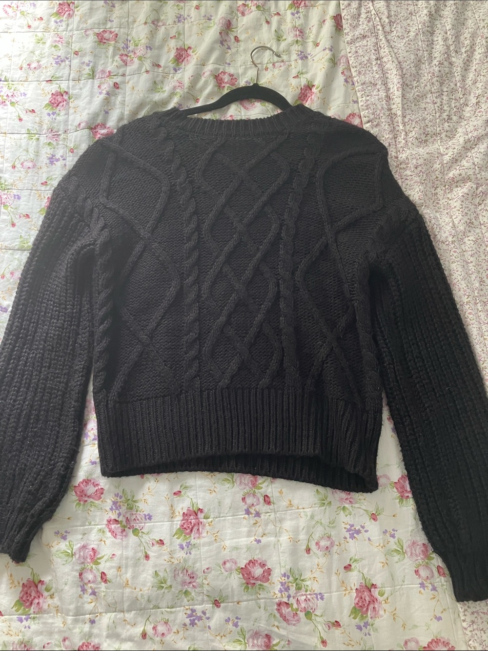 Black Chunky cable knit sweater